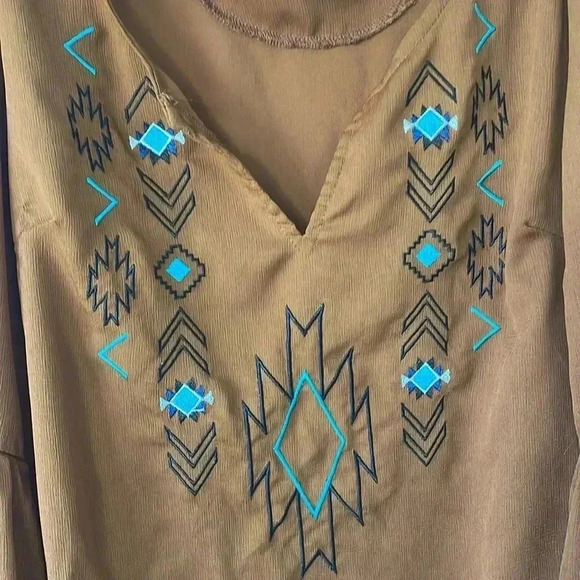 Outback Trading co. Tess blouse - Picture 5 of 8